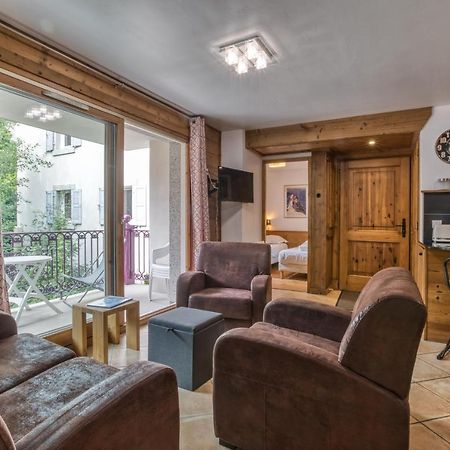 Villa Vallet- Newly Renovated 2 Bedroom Nestled Just Off The Main Street Chamonix Luaran gambar