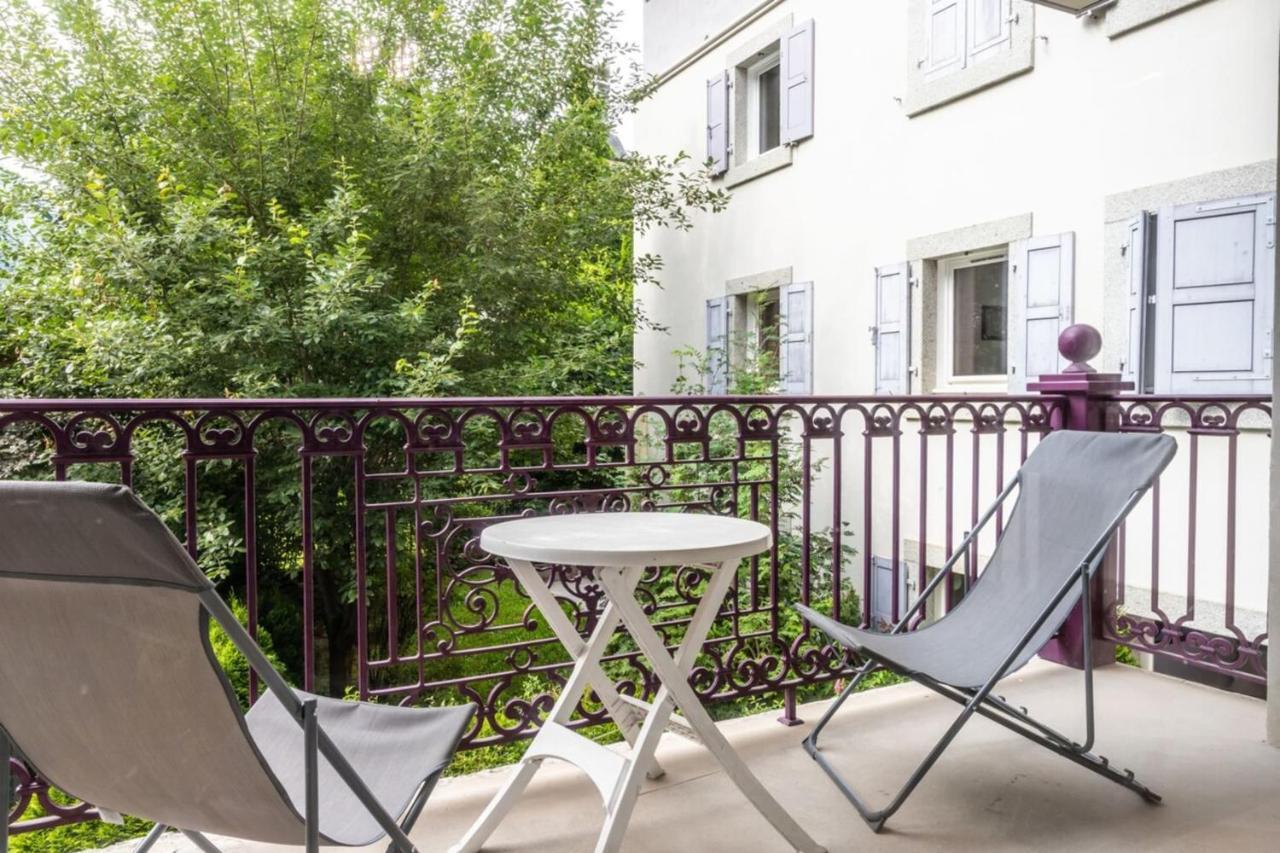 Villa Vallet- Newly Renovated 2 Bedroom Nestled Just Off The Main Street Chamonix Luaran gambar